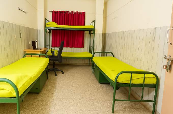 four sharing room